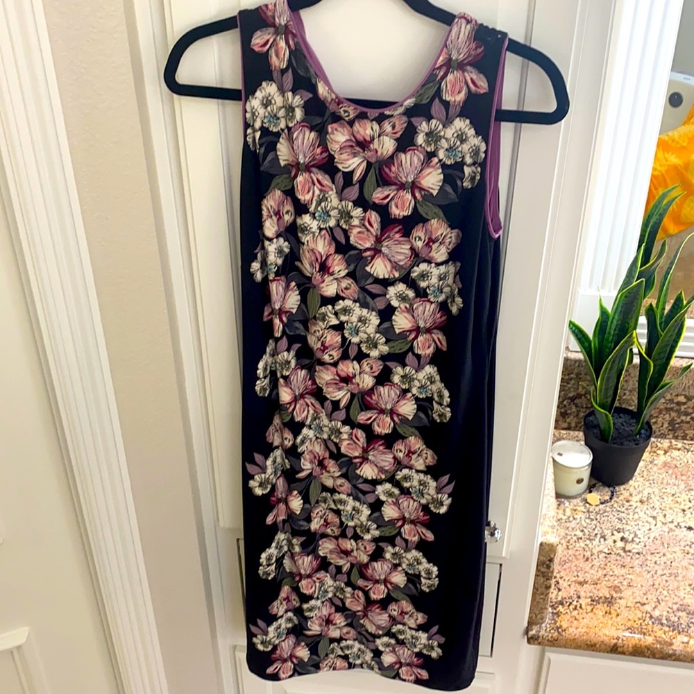 WhiteHouseBlackMarket M reversible dress